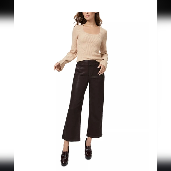 Paige - Picture 7 of 9